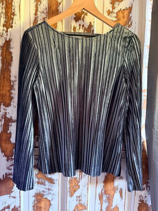 Lilla P Tops - Lilla P Metallic Velvet Textured Y2K Statement Top Size S